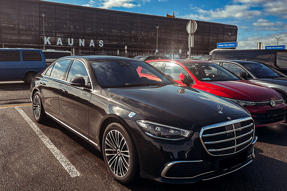 Prabangaus automobilio nuoma Kaune