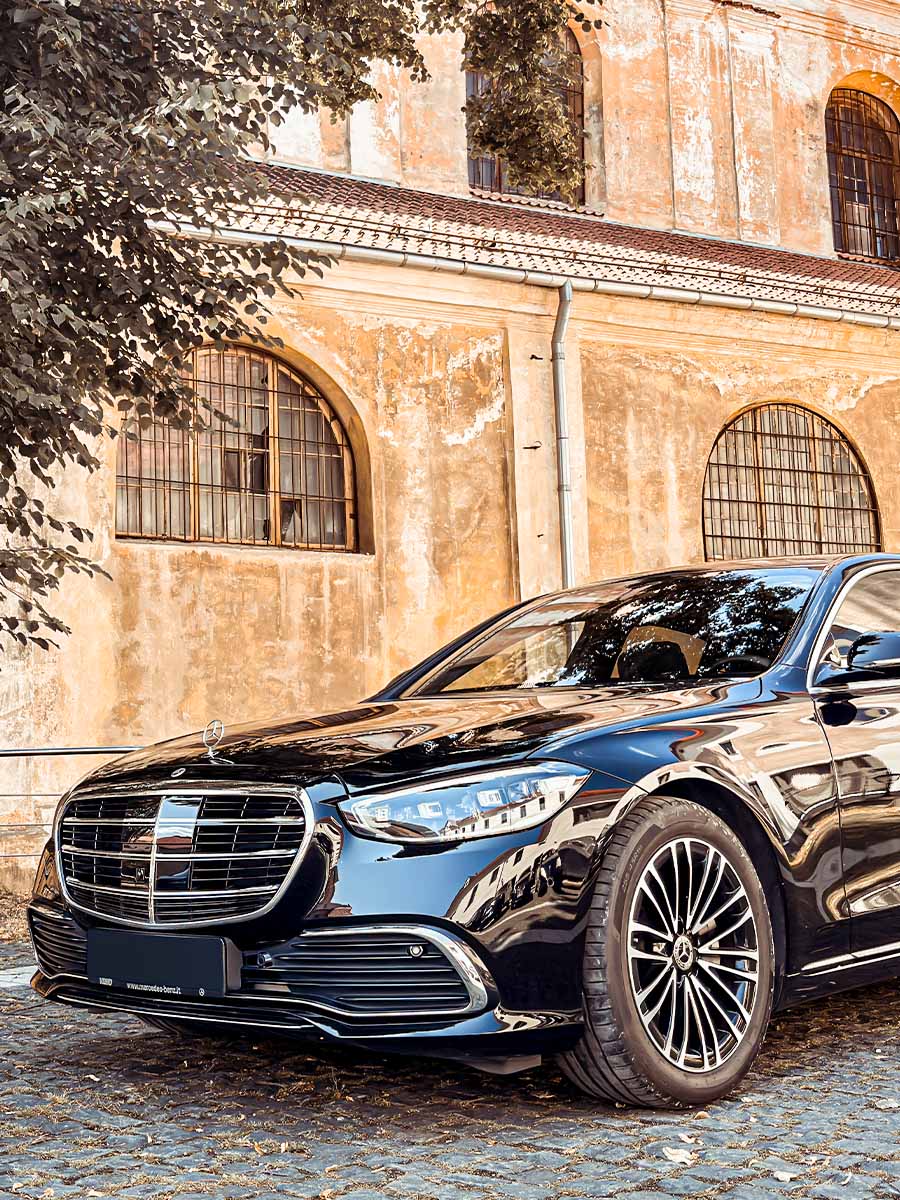 Prabangus Mercedes-Benz S-class